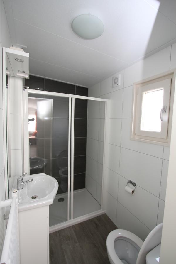 Ijsselmeer-Chalet Nr. 66 Molkwerum エクステリア 写真