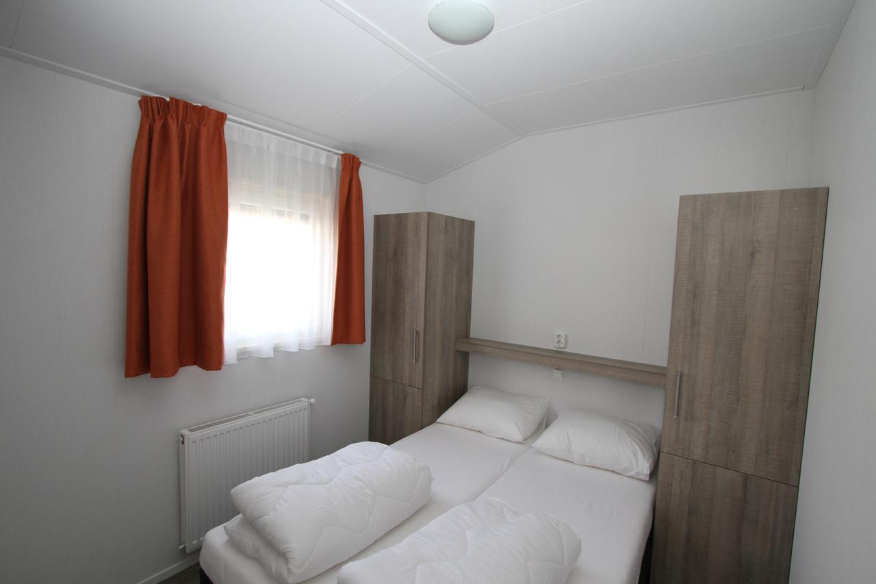 Ijsselmeer-Chalet Nr. 66 Molkwerum エクステリア 写真