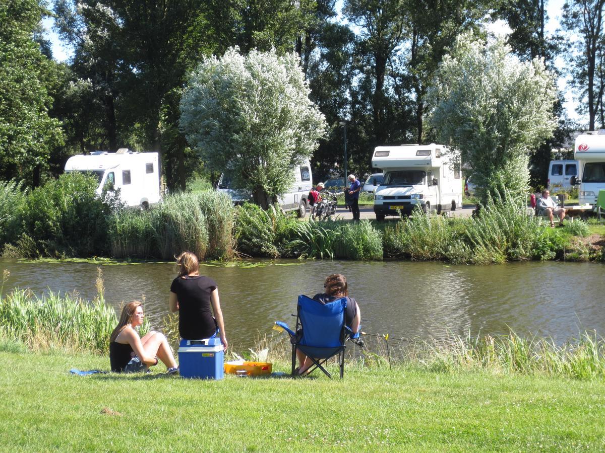 Ijsselmeer-Chalet Nr. 66 Molkwerum エクステリア 写真